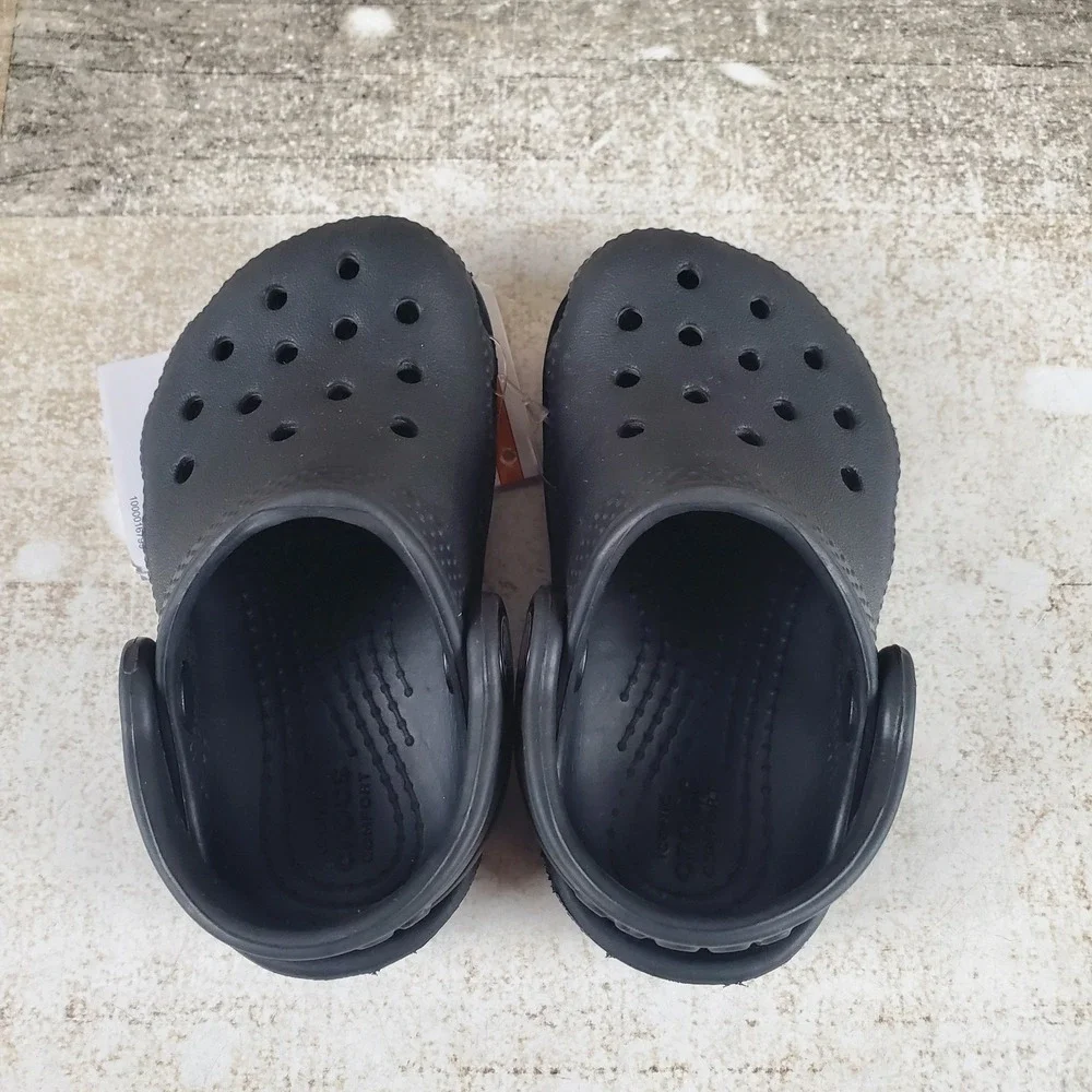 Crocs Classic Clogs Kids Sz 5 C5 Black Ankle Strap Round Toe Slip-On Shoes